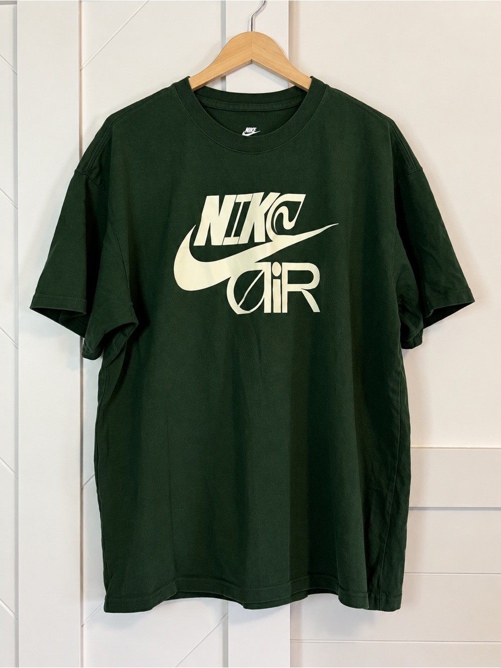 Nike Air The Nike Tee Dark Green Graphic T-Shirt Size L